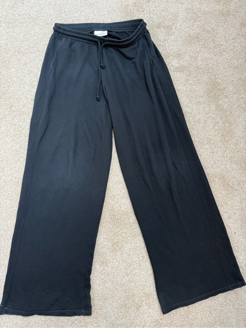 Women’s Leisure Studio French Terry Black Wide-Leg Drawstring Pants